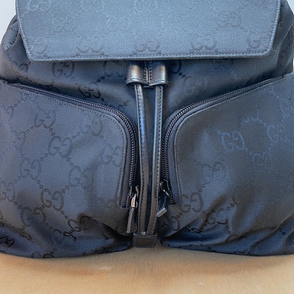 GUCCI NWOT Monogram Drawstring Backpack - Picture 4 of 12
